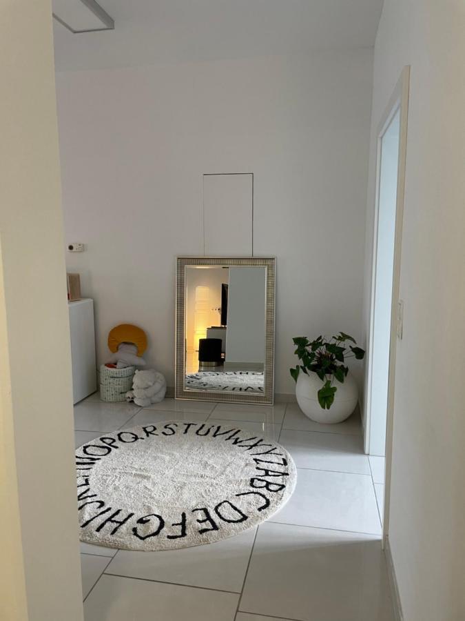 Stadtsuite Mit Sauna In Wiener Neustadt 135 M2 外观 照片