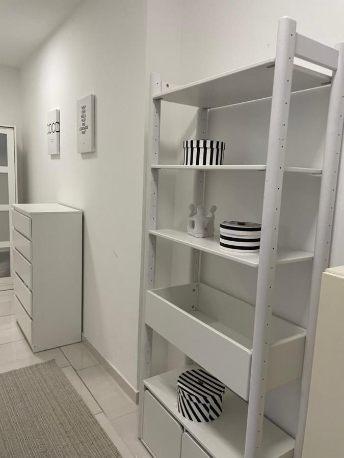 Stadtsuite Mit Sauna In Wiener Neustadt 135 M2 外观 照片