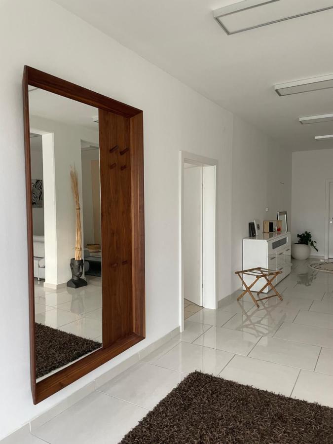 Stadtsuite Mit Sauna In Wiener Neustadt 135 M2 外观 照片