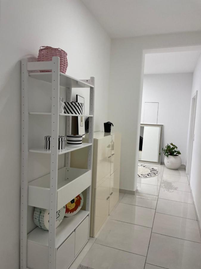 Stadtsuite Mit Sauna In Wiener Neustadt 135 M2 外观 照片
