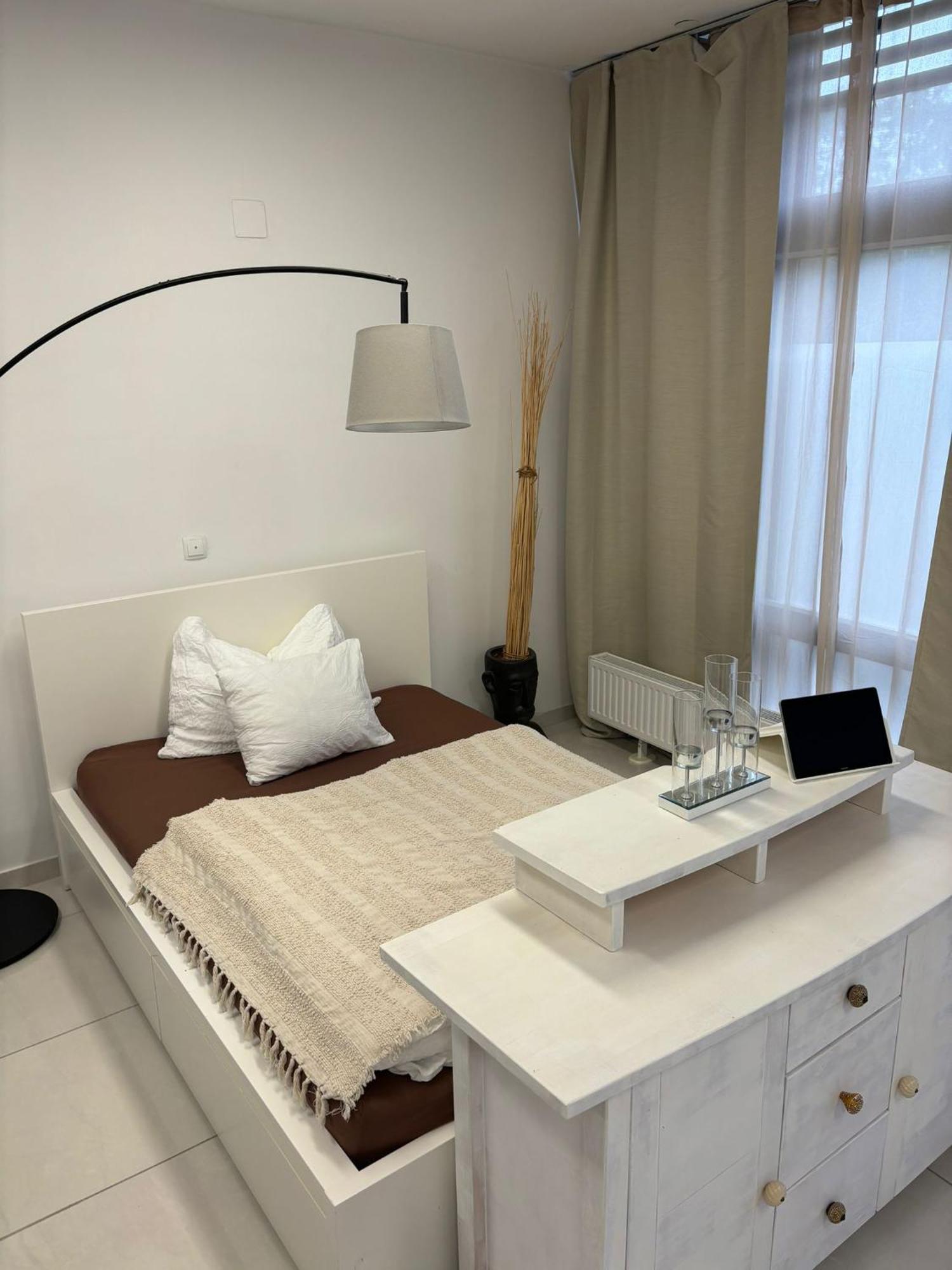Stadtsuite Mit Sauna In Wiener Neustadt 135 M2 外观 照片